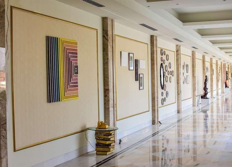 Ramada By Wyndham Lucknow Hotel And Convention Center Exteriör bild